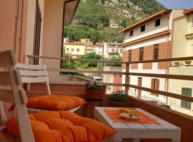 Divina Cuspide 구스피니